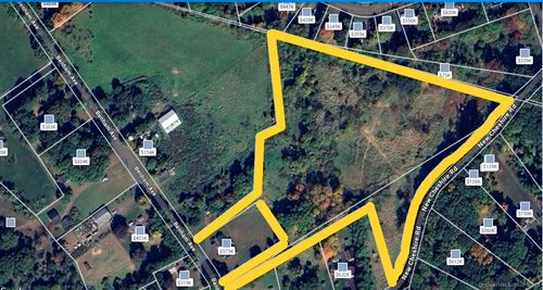 231 New Cheshire Rd, Wallingford, CT, 06492-1633 | Card Image