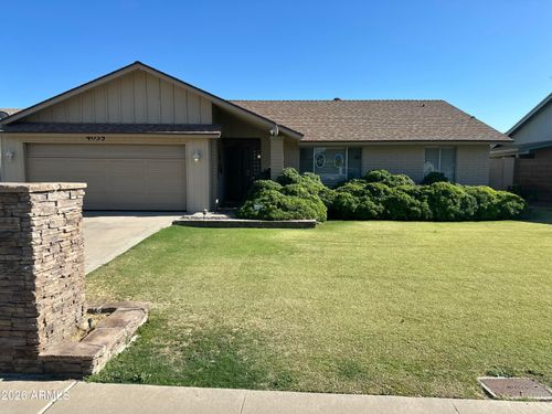 4035 W Dahlia Dr, Phoenix, AZ, 85029-1900 | Card Image