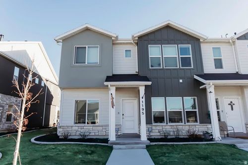 1195 W 1870 S, Logan, UT, 84321-6675 | Card Image