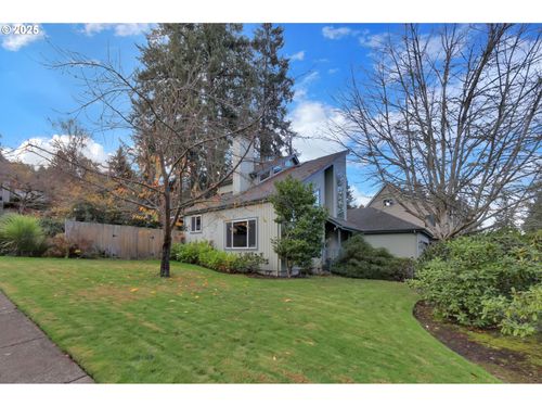 3426 Breezewood Ave, Eugene, OR, 97405-1366 | Card Image