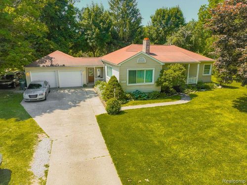 1023 Turrill Rd, Lapeer, MI, 48446-3718 | Card Image