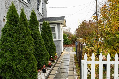 163 Orchard Rd, East Patchogue, NY, 11772-5510 | Card Image