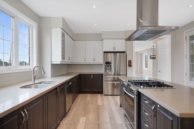 1 Kennedy Blvd, House other with 6 bedrooms, 5 bathrooms and 8 parking in Alliston ON | Image 5