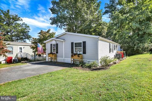 83 Mansfield Dr, MACUNGIE, PA, 18062-9226 | Card Image