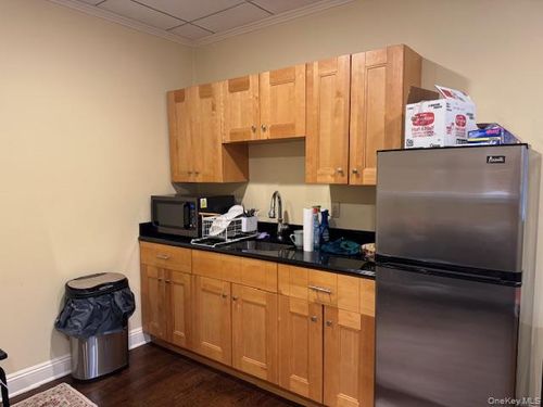 2757 Grand Ave, Bellmore, NY, 11710-3580 | Card Image