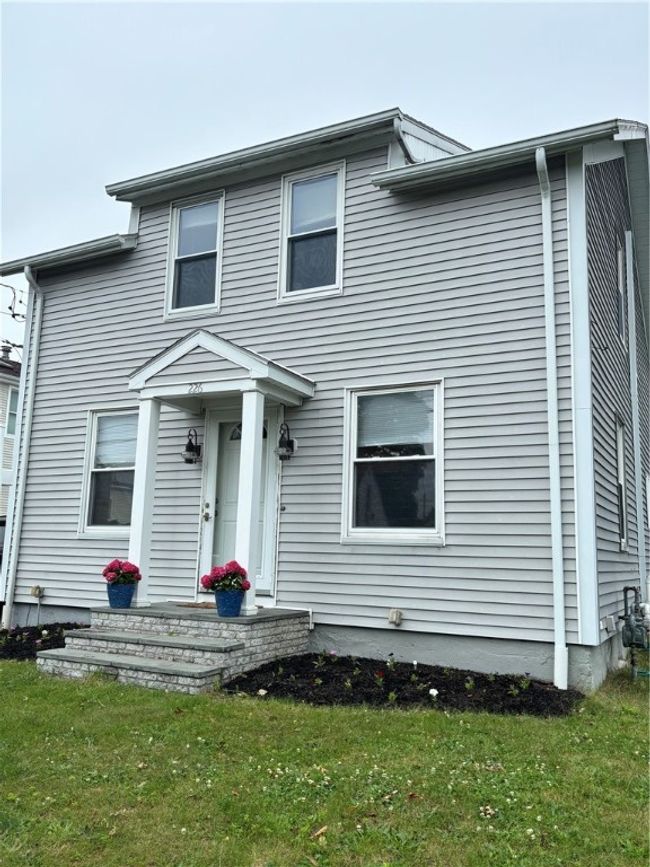 226 Becker Ave, House other with 3 bedrooms, 2 bathrooms and 3 parking in Riverside RI | Image 4