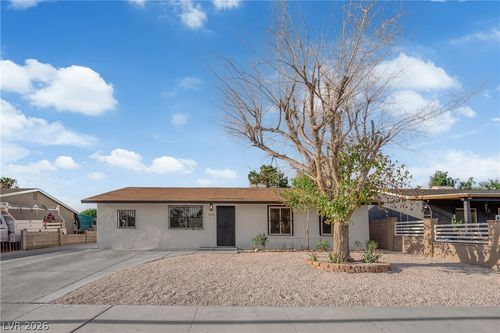 4829 Stillwater Ave, Las Vegas, NV, 89110-1529 | Card Image