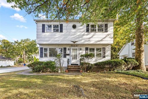 26 Passaic Ave, Roseland, NJ, 07068-1619 | Card Image