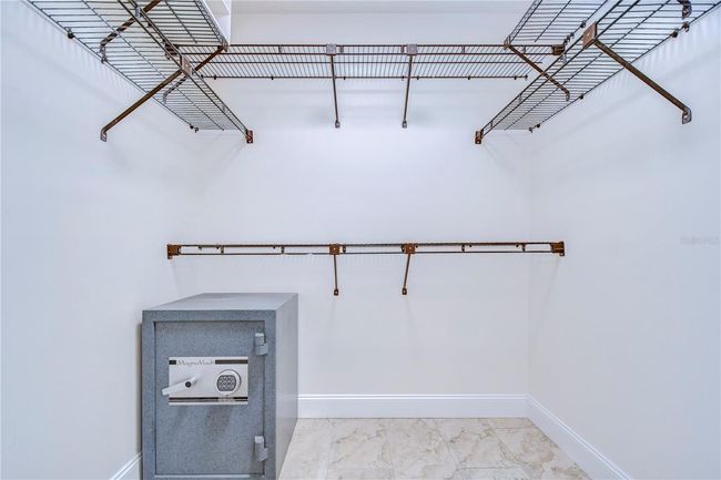 Bath 2 | Image 43