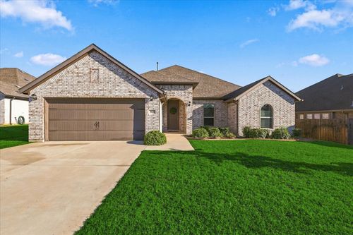 915 Timber Ridge Dr, Justin, TX, 76247-1822 | Card Image