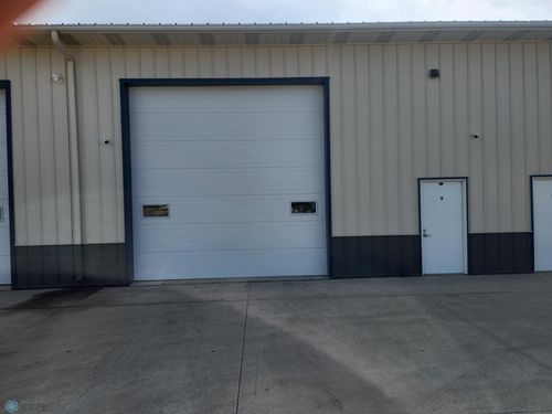 q-2523 12th Ave S, Moorhead, MN, 56560-3812 | Card Image