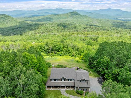 15 Glade Cir, Campton, NH, 03223-4144 | Card Image