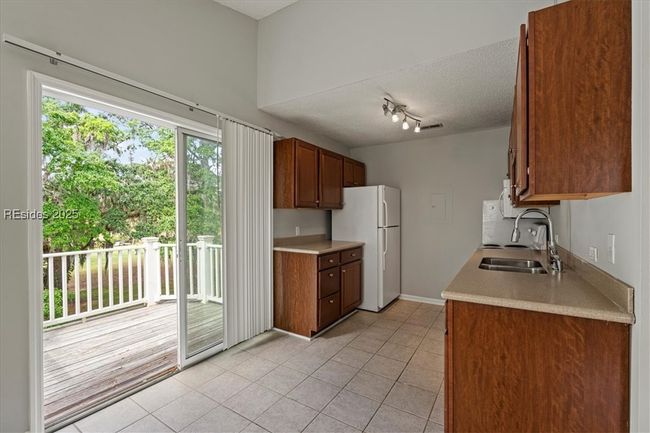 26F - 26 Old South Ct, Condo with 2 bedrooms, 2 bathrooms and null parking in Bluffton SC | Image 9