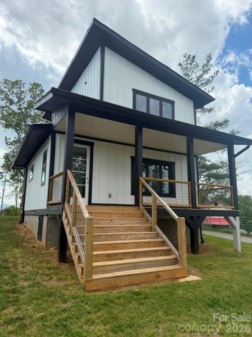 3 Locust Street, Asheville, NC, 28804 | Card Image