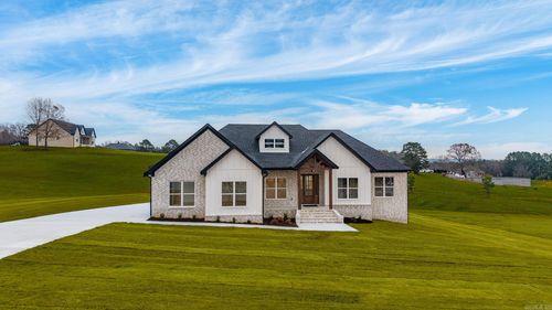 26 Avrey Ln, Greenbrier, AR, 72058-8070 | Card Image