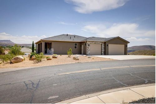 217 W Terrace Cir, Toquerville, UT, 84774-5111 | Card Image