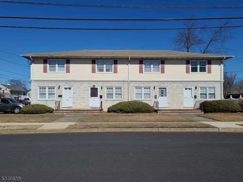518 Knopf St, Manville, NJ, 08835-1222 | Card Image