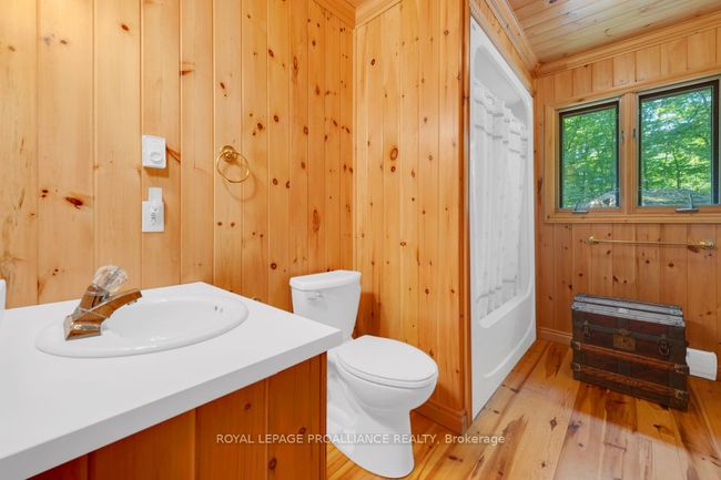1091 Lindey Lane, House other with 3 bedrooms, 1 bathrooms and 8 parking in North Frontenac ON | Image 6