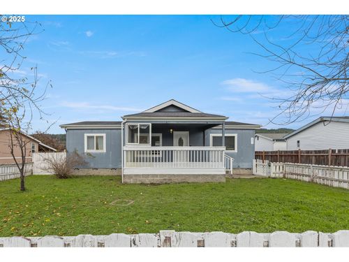 201 Heavenly Ct, Sutherlin, OR, 97479-9597 | Card Image