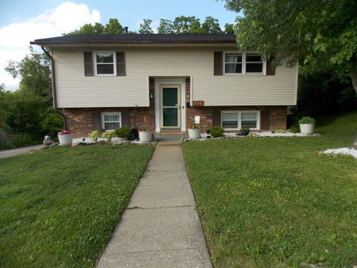 1129 Armstrong Mill Rd, Lexington, KY, 40517-3106 | Card Image