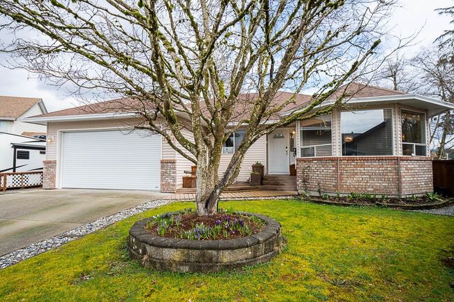 23014 Reid Avenue, House other with 5 bedrooms, 3 bathrooms and 4 parking in Maple Ridge BC | Image 3