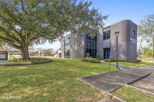 114 Representative Row, Lafayette, LA, 70508-3878 | Card Image