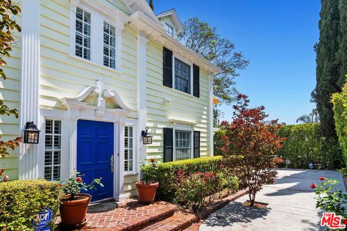 12039 Weddington St, Valley Village, CA, 91607 | Card Image