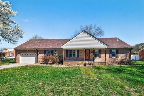 909 Portland St, Chesapeake, VA, 23324-3562 | Card Image