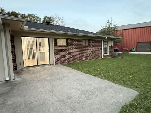 465 Shady Dr, Bridge City, TX, 77611 | Card Image