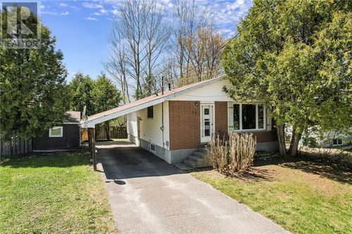 187 Imperial Dr, Garson, ON, P3L1K2 | Card Image
