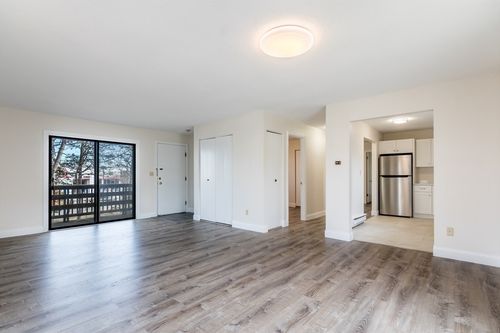 3ne-800 Bearses Way, Hyannis, MA, 02601-2251 | Card Image