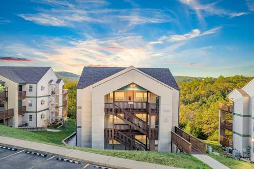 apt-5-5 Woodpecker Ln, Branson, MO, 65616-8150 | Card Image