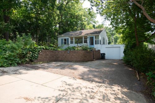 4345 Hillcrest Dr, Madison, WI, 53705-5018 | Card Image
