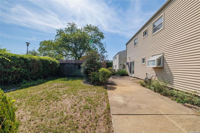 2781 Bayview Ave, House other with 4 bedrooms, 2 bathrooms and null parking in Wantagh NY | Image 4