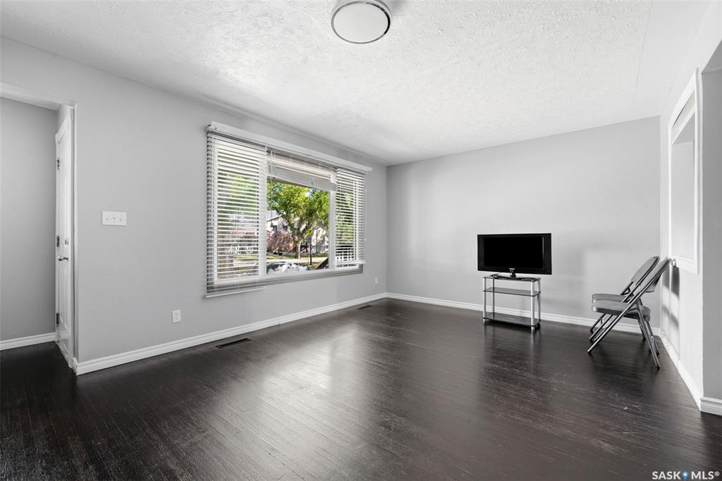 Residential in Regina 4
