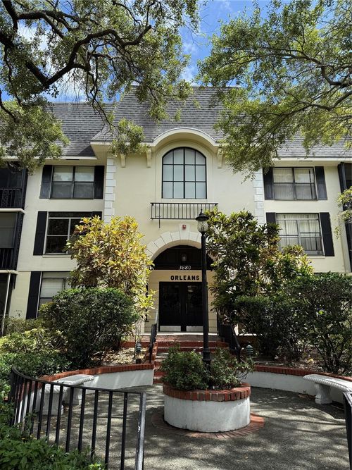 apt-3i-3680 Inverrary Dr, Lauderhill, FL, 33319-5932 | Card Image