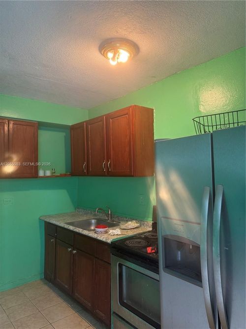 1757-1757 Nw 47th Ter, MIAMI, FL, 33142-4048 | Card Image
