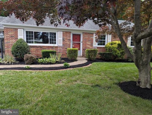 104 S George St, MECHANICSBURG, PA, 17055-4133 | Card Image