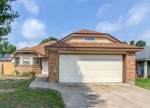 1604 Southwestern Trl, Round Rock, TX, 78664-7067 | Card Image