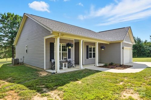 18854 Old Mill Rd, Locust, NC, 28097-8330 | Card Image