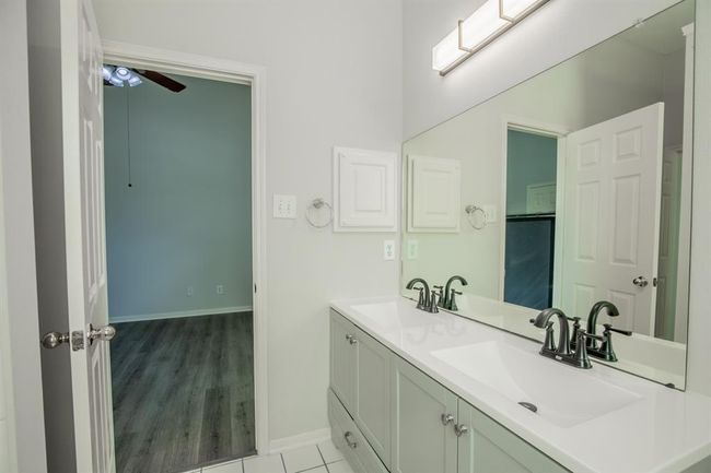 3rd full bath with double sinks | Image 37