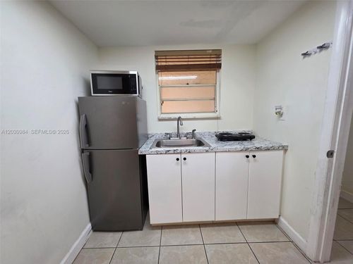 5228-8550 Sw 109th Ave, Miami, FL, 33173-4460 | Card Image