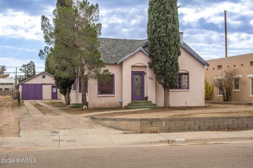 213 W Willoughby Avenue, Las Cruces, NM, 88005 | Card Image