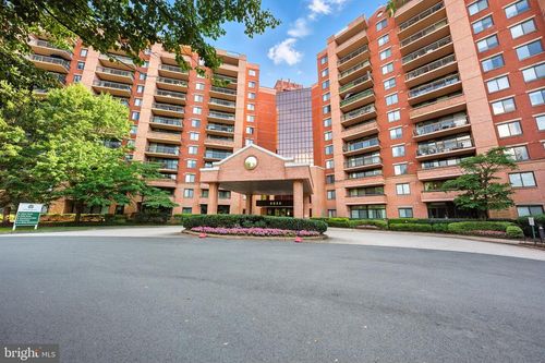 apt-814-2230 George C Marshall Dr, FALLS CHURCH, VA, 22043-2579 | Card Image