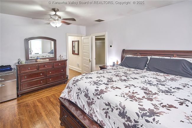 APT-231 - 1313 Lee St E, Condo with 2 bedrooms, 2 bathrooms and null parking in Charleston WV | Image 26