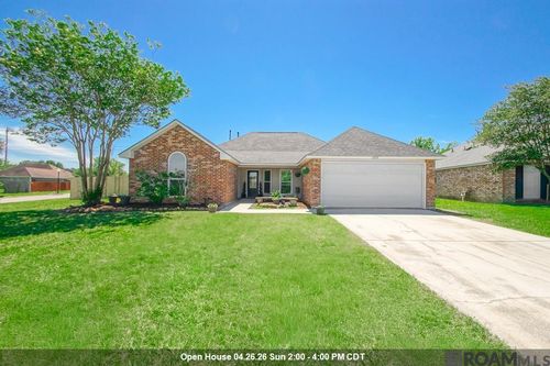 23840 Rosemont Dr, Denham Springs, LA, 70726-6870 | Card Image