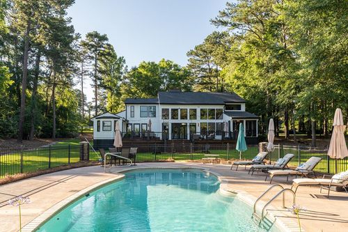 183 Lakecrest Dr Ne, Milledgeville, GA, 31061-9093 | Card Image