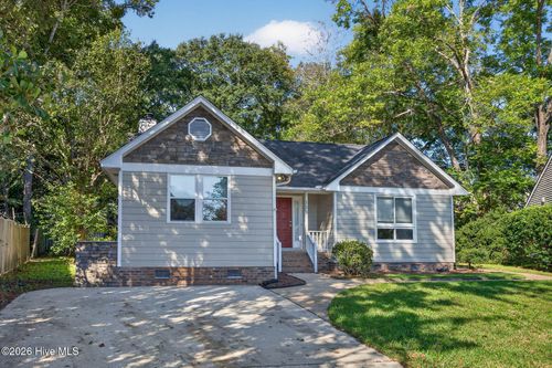 111 Dron Pl, Wilmington, NC, 28409-9040 | Card Image