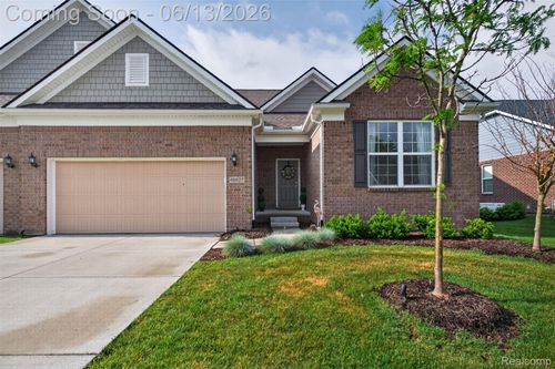 48827 Windfall Rd, Novi, MI, 48374-6305 | Card Image
