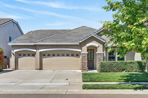 2400 Provincetown Way, Roseville, CA, 95747-4258 | Card Image